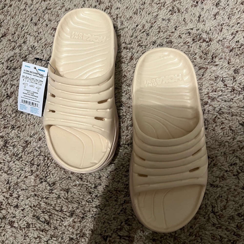 Hoka ORA Recovery Slides